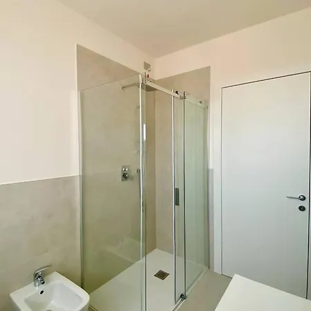 Luxury With A View Of Castle