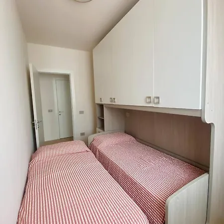 Luxury With A View Of Castle Apartment *